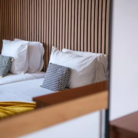 Areal De Santa Barbara 招待所 *